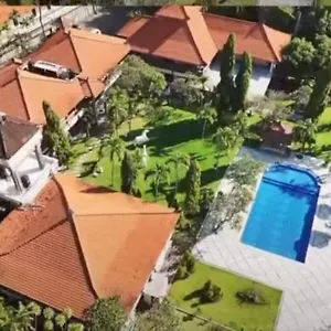 Отель Bali Bungalo, Кута