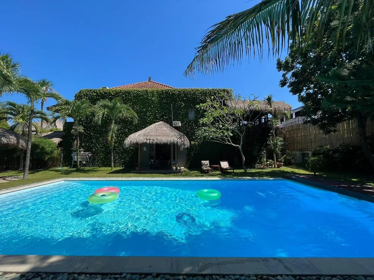 Kuta - 4Br Villa With Private Xl Pool