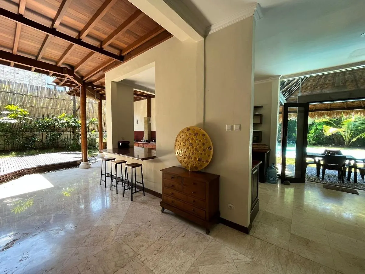 Kuta - 4Br Villa With Private Xl Pool