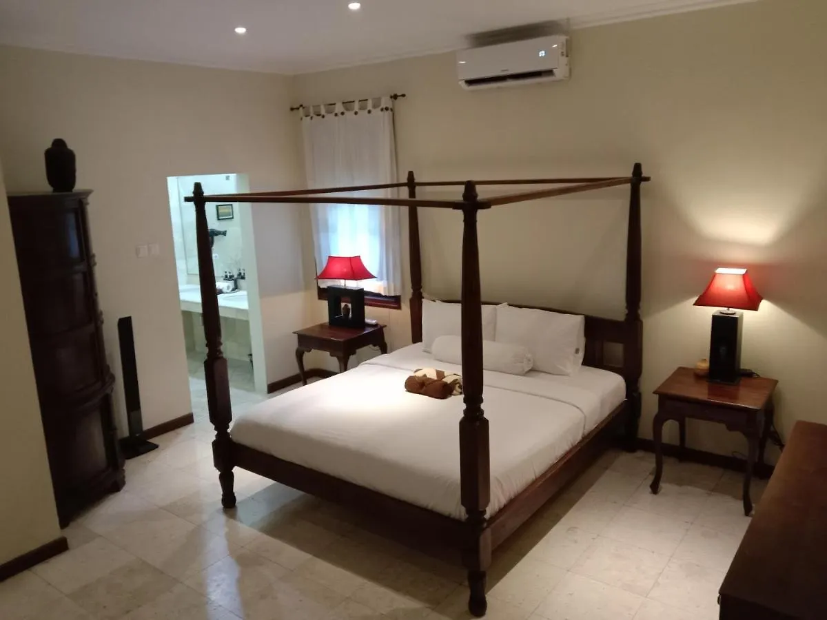 Kuta - 4Br Villa With Private Xl Pool