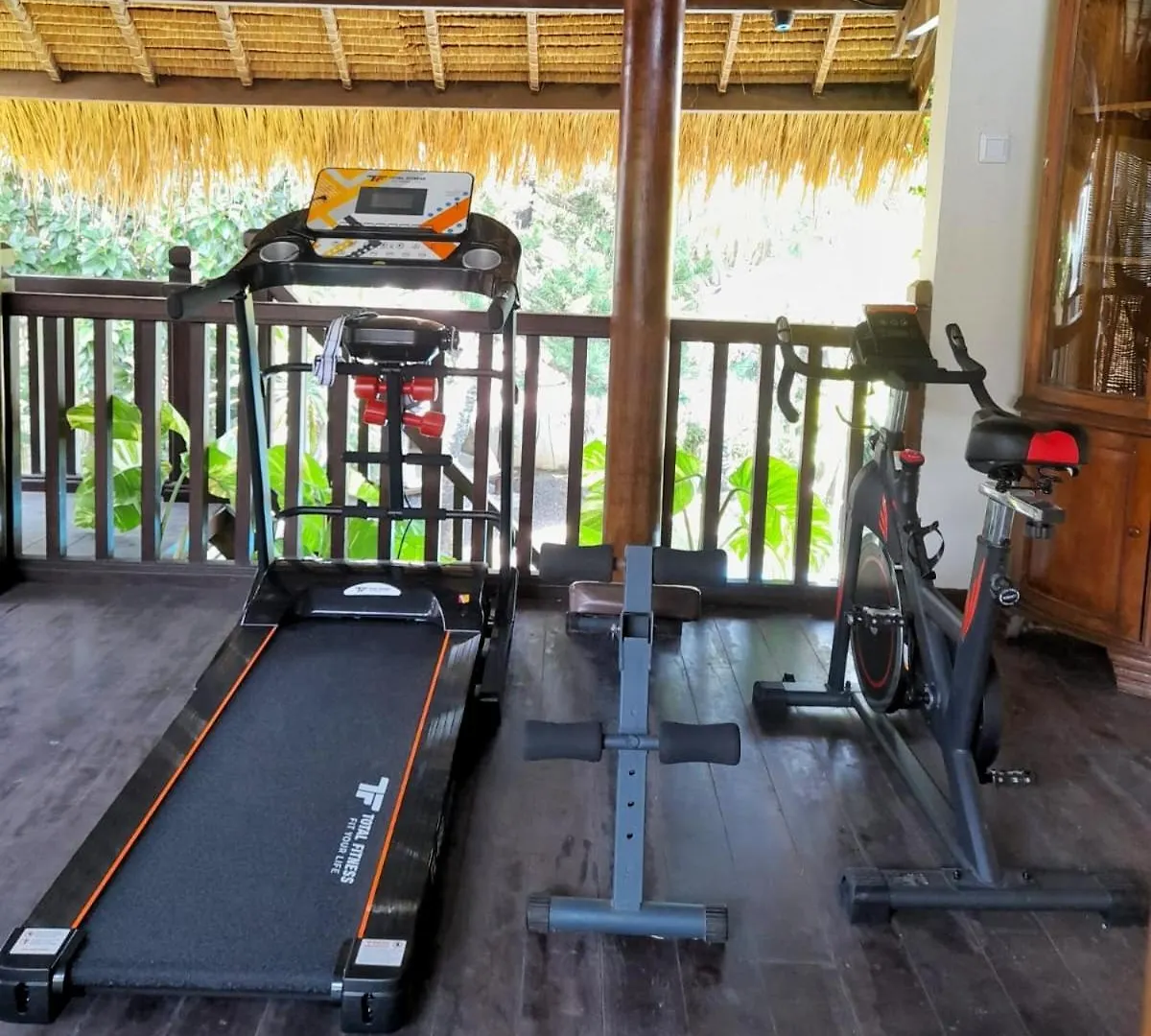 Kuta - 4Br Villa With Private Xl Pool