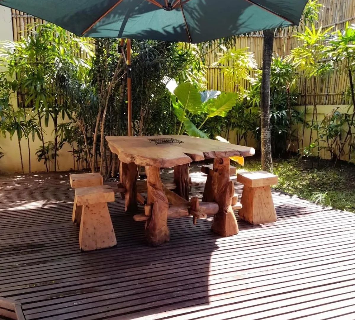 Kuta - 4Br Villa With Private Xl Pool